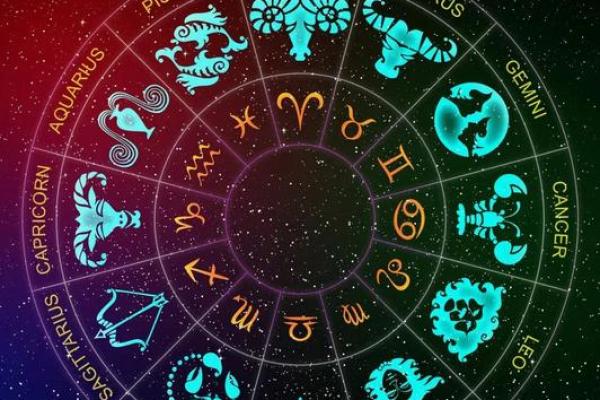 十二星座闪耀银河系：揭秘宇宙中的星座奥秘