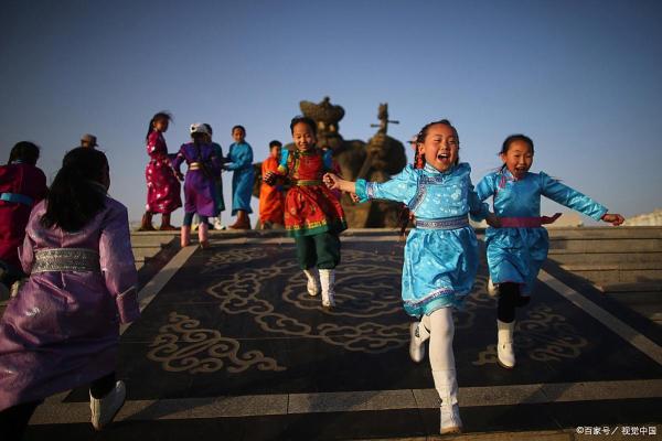 探秘蒙古族传统节日：草原狂欢背后的风俗魅力
