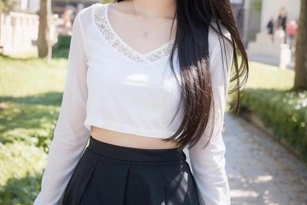 笑靥如花,酒窝佳人:揭秘面相中的甜蜜密码 笑靥如花,酒窝佳人:揭秘面相中的甜蜜密码